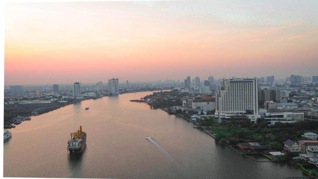 Khách sạn Montien Riverside Bangkok
